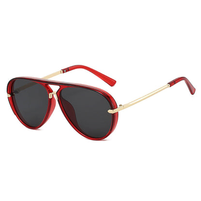 Retro Oversized Aviator Sunglasses 🔆🕶️