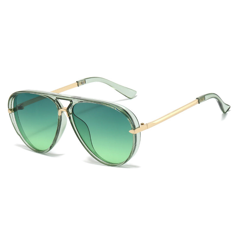 Retro Oversized Aviator Sunglasses 🔆🕶️