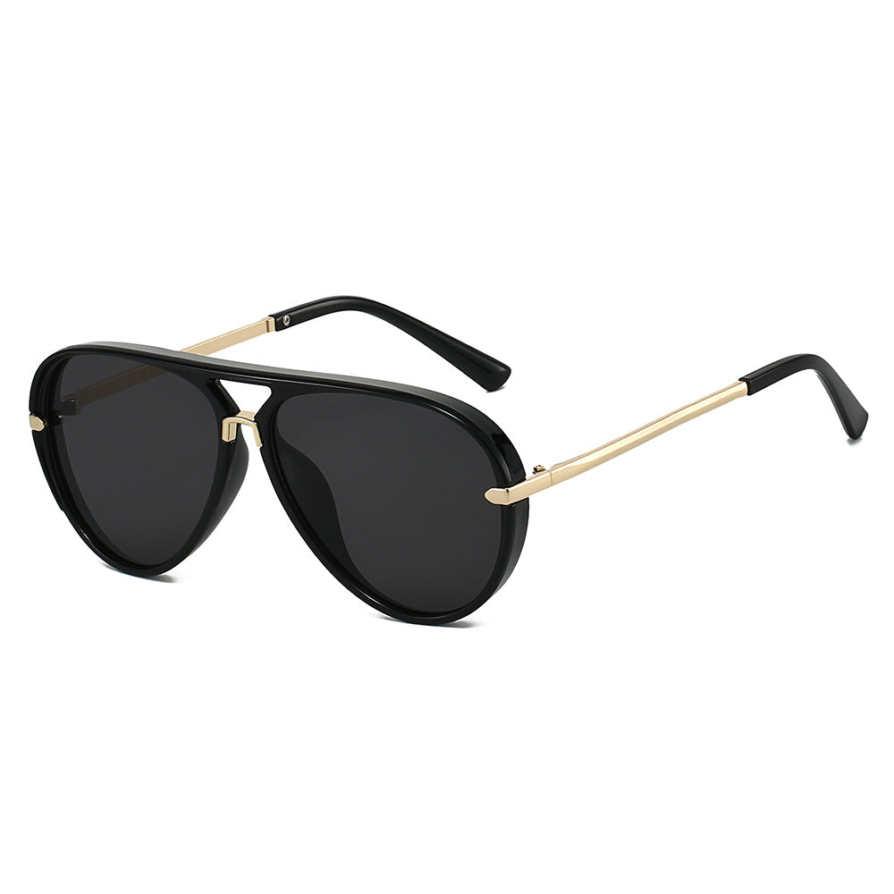 Retro Oversized Aviator Sunglasses 🔆🕶️