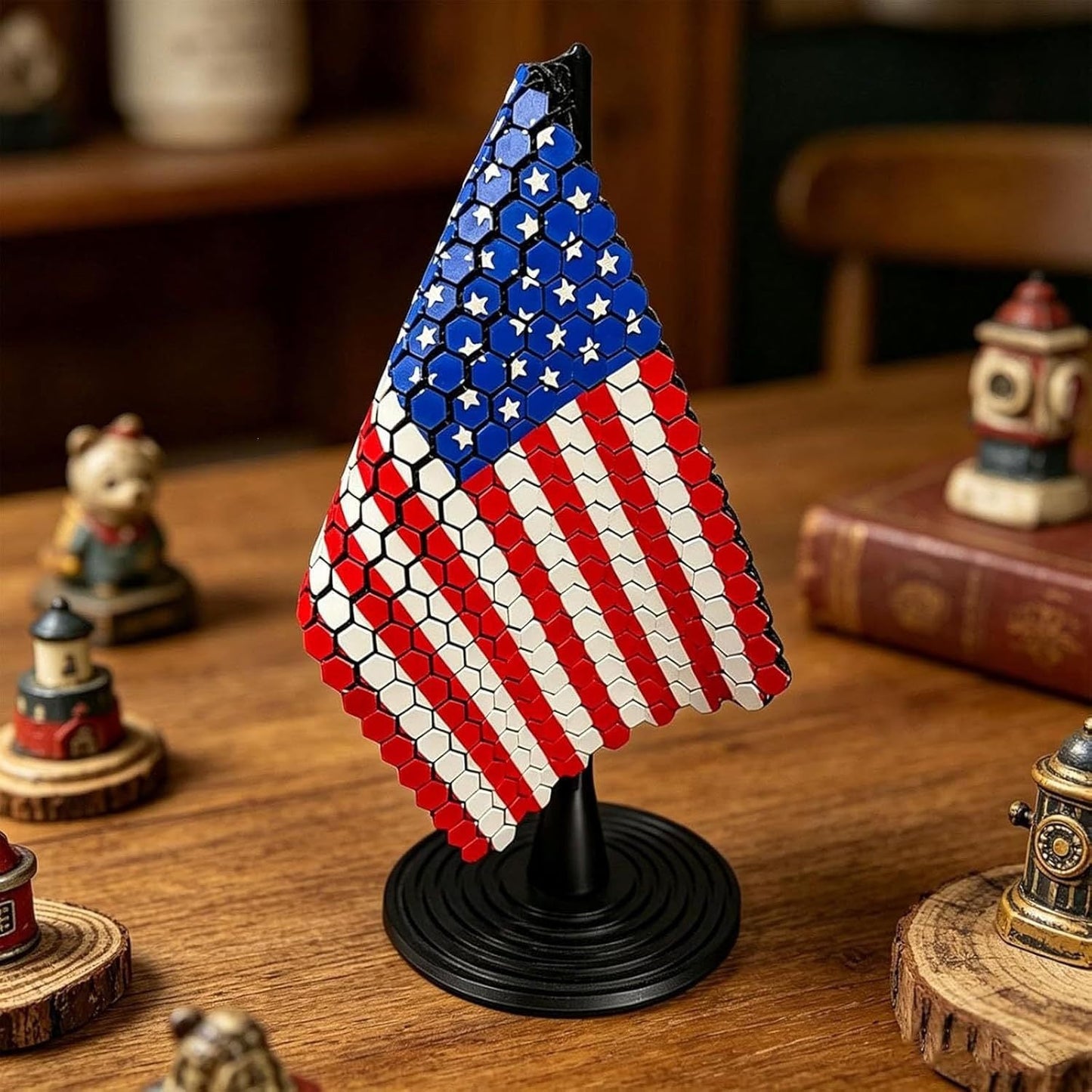 Flag Chain Mail Patriotic Desk Decor