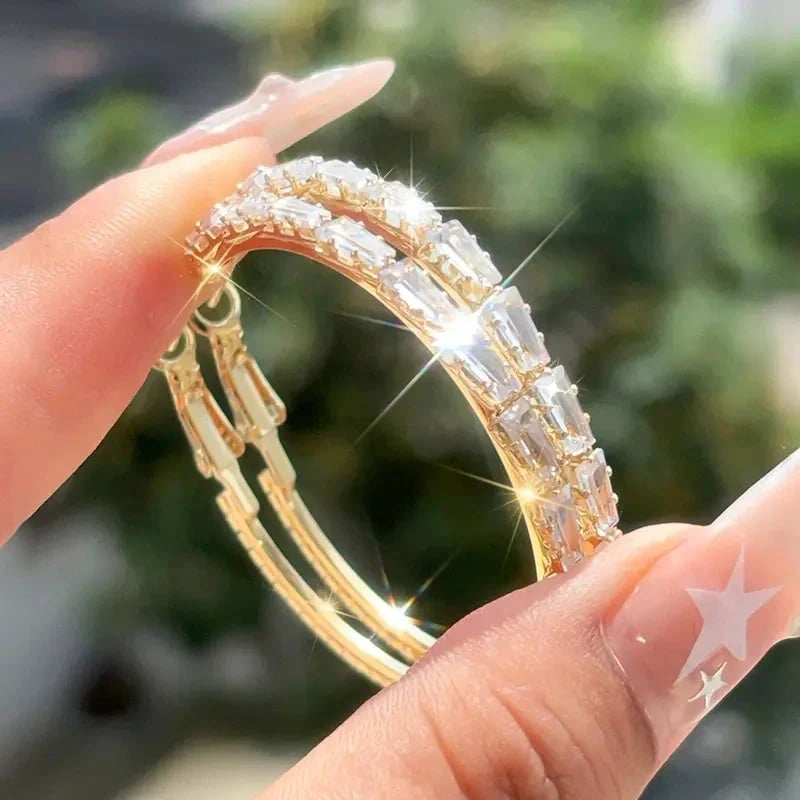 💎 ✨ Women's Sparkling CZ Hoop Earrings – Micro-Paved, Lightweight Copper & Bold Design – Elegant, Versatile & Perfect Gift 💫