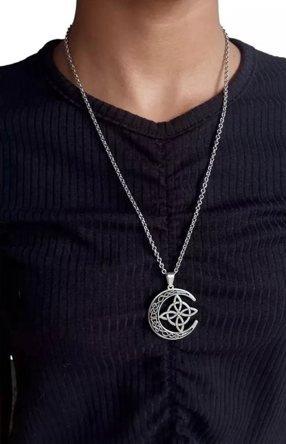 🧚Celtic Knot Crescent Steel Pendant Necklace✨