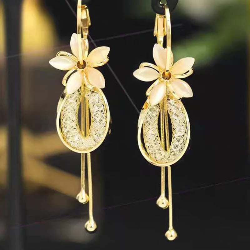 ✨🌸Elegant Flower Tassel Dangle Earrings