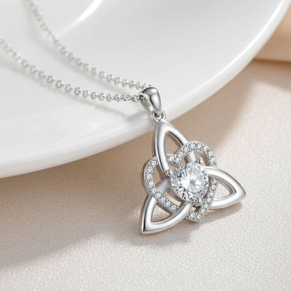 Celtic Knot Heart Pendant Necklace💎📿
