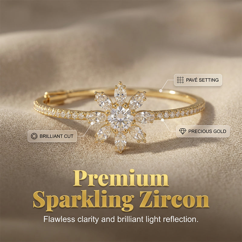 ❄️Elegant Snowflake Zircon Hoop Earrings ✨
