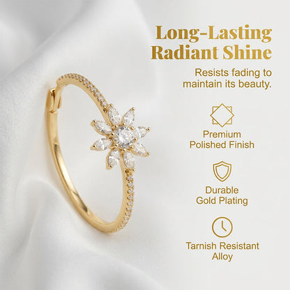 ❄️Elegant Snowflake Zircon Hoop Earrings ✨