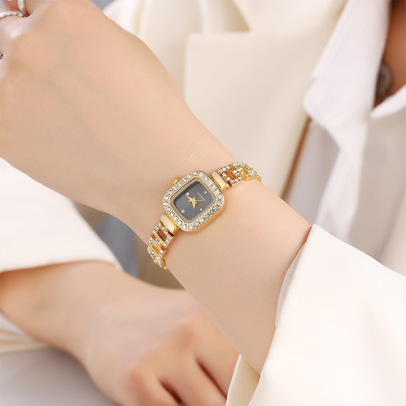 ✨❤️Women Drawstring Bracelet Watch Square Quartz