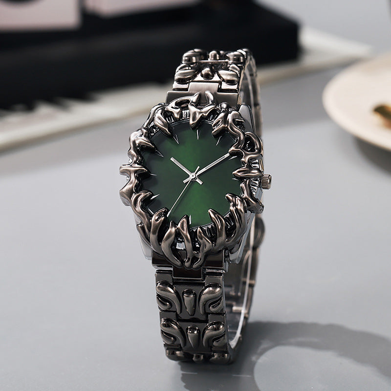 ⌚ Creative Claw-Shaped Quartz Watch – Red Dial, Sculptural Bracelet, Statement Style 🔥