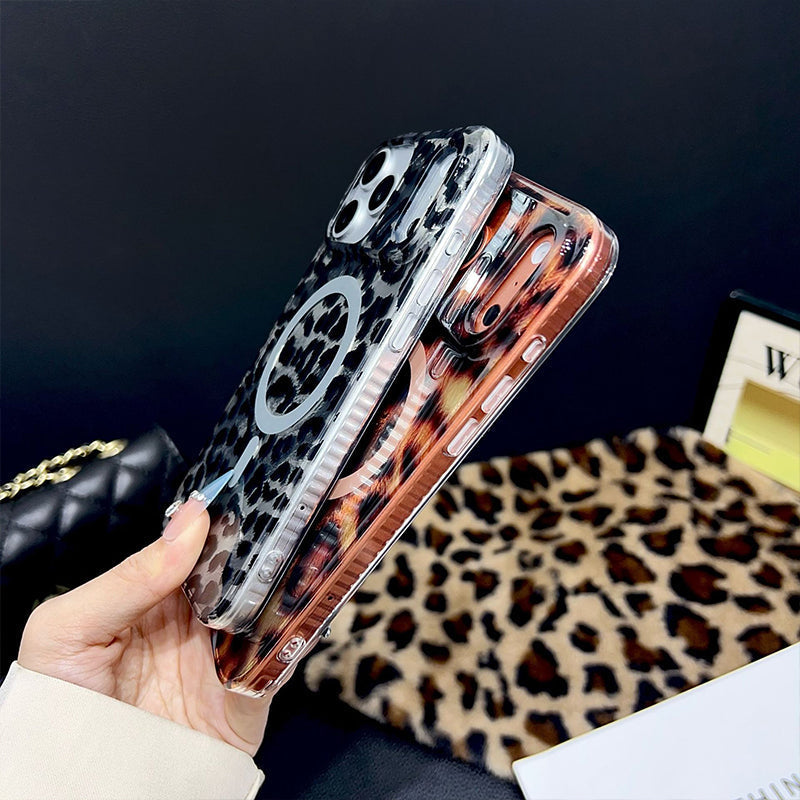 ❤️Magnetic Leopard Print Phone Case