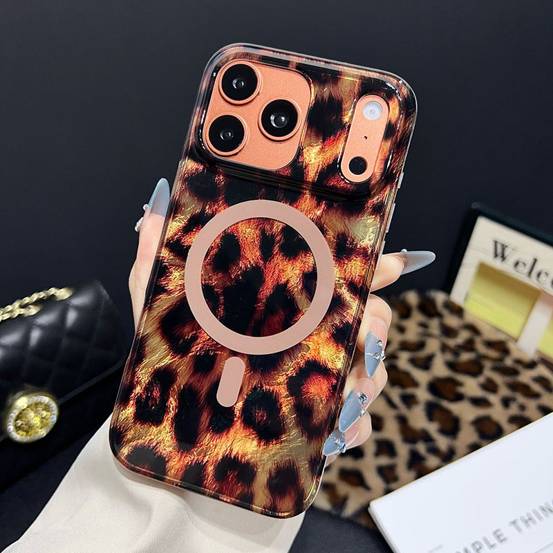❤️Magnetic Leopard Print Phone Case